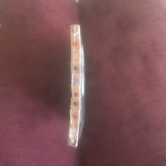 NHL TORONTO MAPLE LEAFS 10 PENCIL CRAYONS - Picture 11 of 11